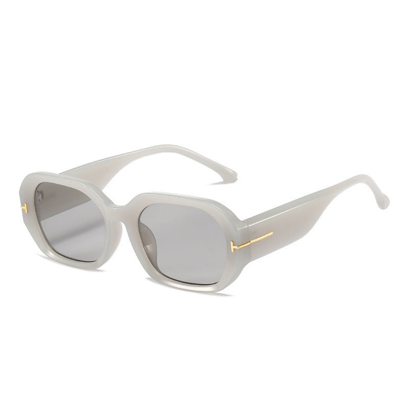 Wholesale PC Small Frame Sunglasses for Men and Women